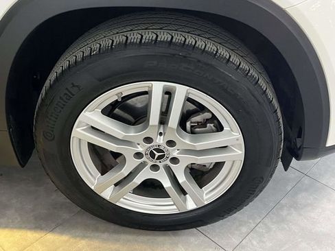 Certified 2022 Mercedes-Benz GLB 250 4MATIC image 8