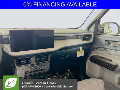 New 2025 Ford Maverick XLT w/ XLT Luxury Package image 25