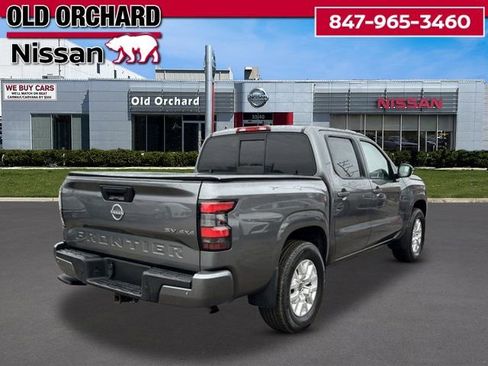 Used 2022 Nissan Frontier SV image 4