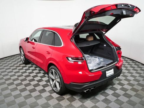 New 2026 Porsche Cayenne AWD/4WD image 38