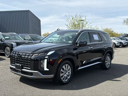 Used 2024 Hyundai Palisade SEL AWD/4WD image 3