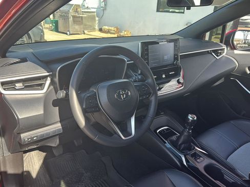 Used 2021 Toyota Corolla XSE image 17