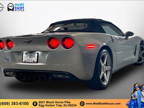 Used 2005 Chevrolet Corvette Convertible w/ Preferred Equipment Group RWD image 12