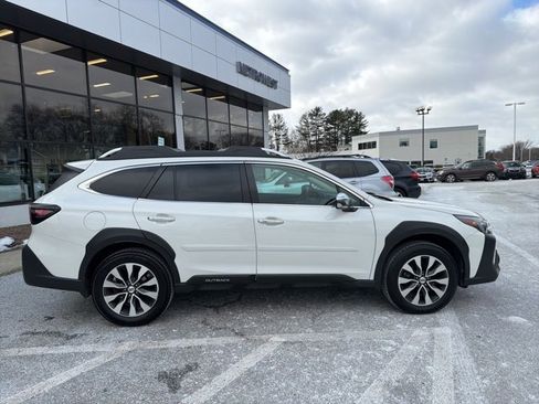 Used 2023 Subaru Outback Touring XT image 12
