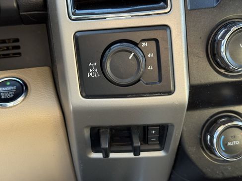 Used 2019 Ford F250 Lariat w/ Lariat Ultimate Package image 23