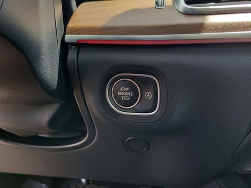 Certified 2026 Mercedes-Benz GLE 350 4MATIC image 22