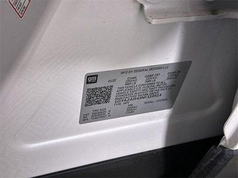 Used 2022 Cadillac XT4 Luxury w/ LPO, ONYX Package image 35