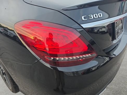 Used 2020 Mercedes-Benz C 300 4MATIC Sedan image 32