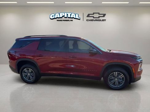 New 2025 Chevrolet Traverse LT w/ Driver Confidence Package image 6
