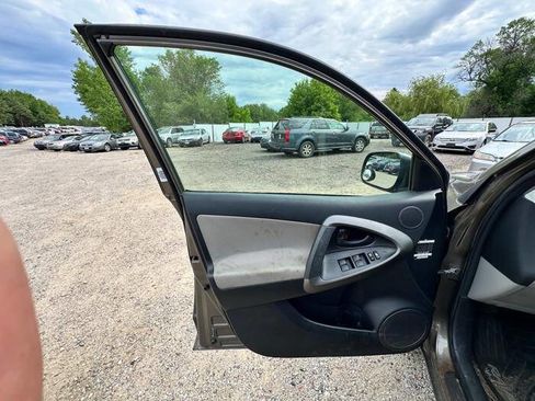 Used 2010 Toyota RAV4 4WD image 21