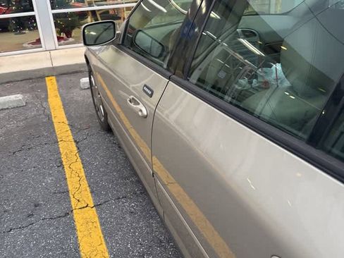 Used 2004 Lincoln LS image 13