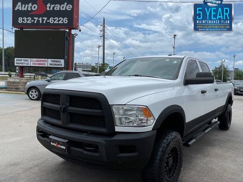Used 2018 RAM 2500 Tradesman w/ Chrome Appearance Group AWD/4WD image 1