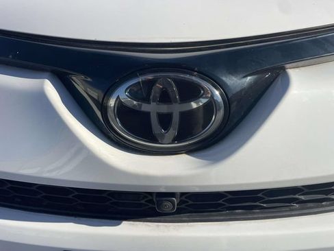 Used 2016 Toyota RAV4 SE w/ Advanced Technology Package AWD/4WD image 4