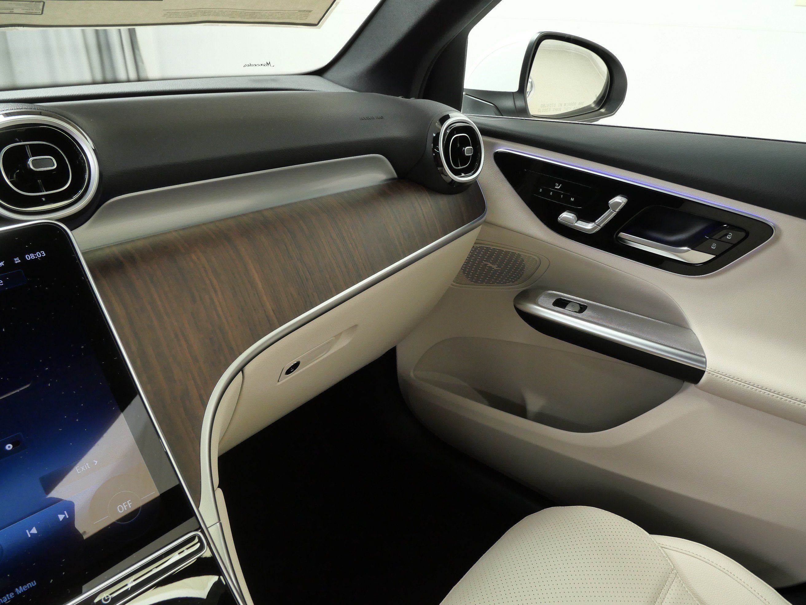 New 2026 Mercedes-Benz GLC 300 4MATIC image 12