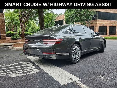 Used 2024 Genesis G80 AWD/4WD image 2