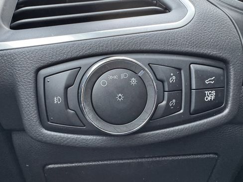 Used 2024 Ford Edge Titanium image 20