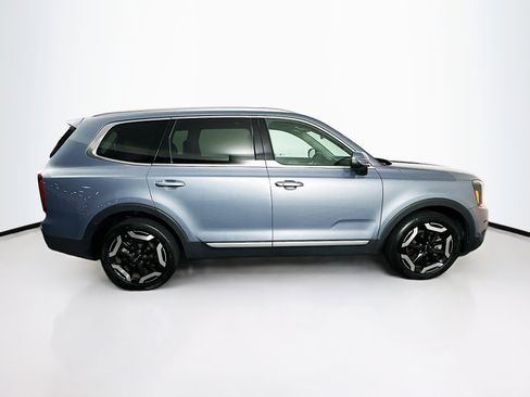 Used 2025 Kia Telluride S FWD image 10