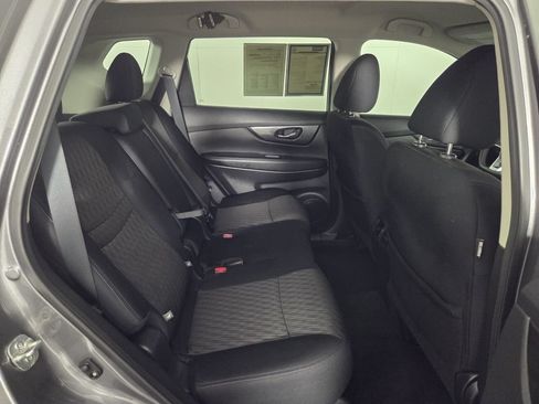 Used 2020 Nissan Rogue S w/ Special Edition Package FWD image 29