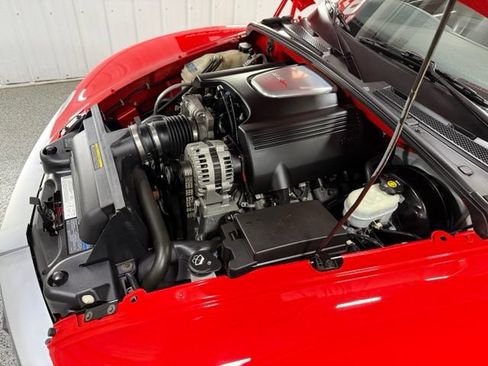 Used 2004 Chevrolet SSR w/ Preferred Equipment Group RWD image 30