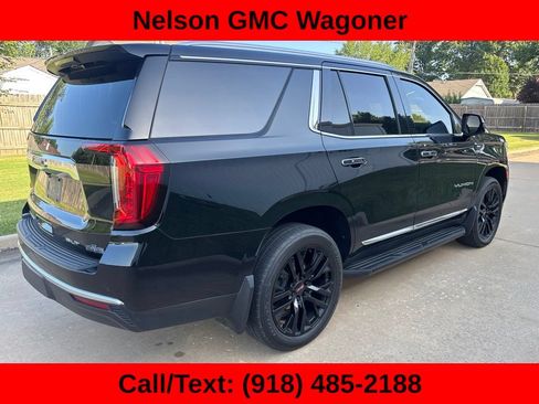 Used 2021 GMC Yukon SLT w/ Rear Media and Nav Package AWD/4WD image 5