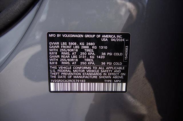 Used 2024 Volkswagen Atlas Peak Edition SEL AWD/4WD image 30