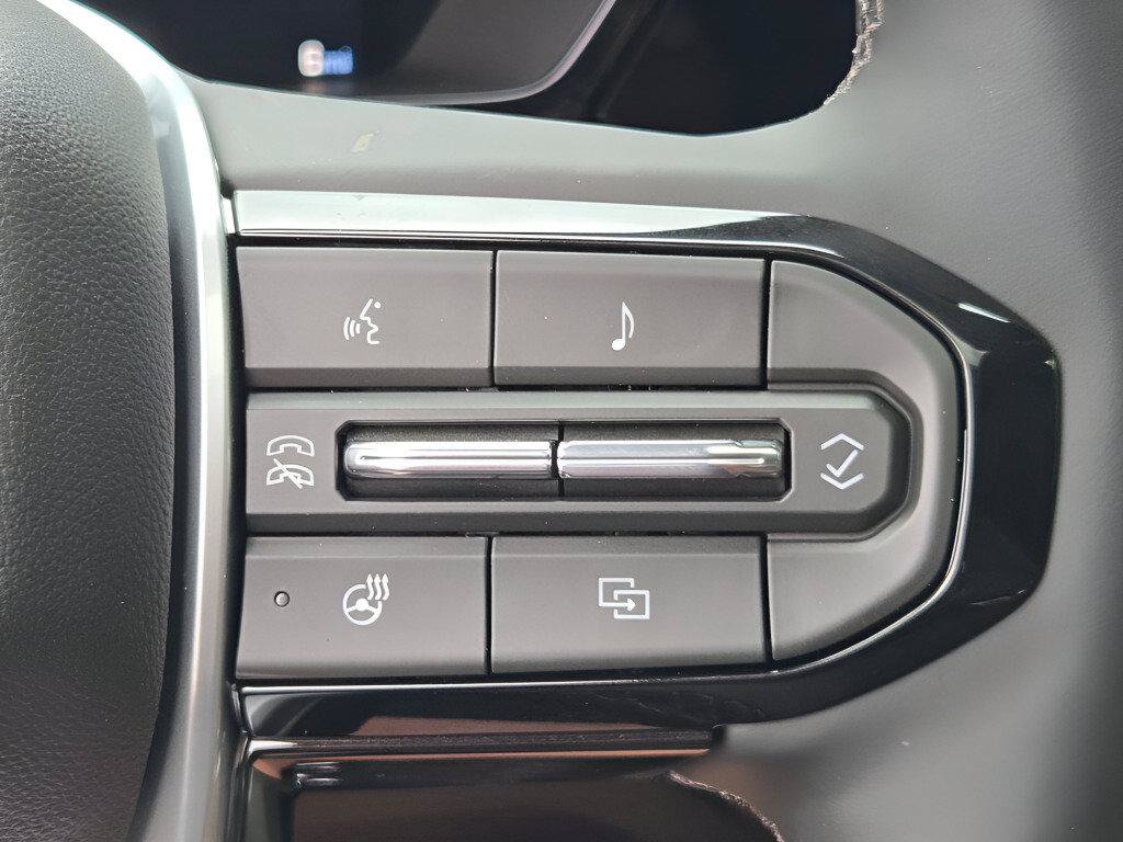 New 2026 Chevrolet Colorado ZR2 AWD/4WD image 35