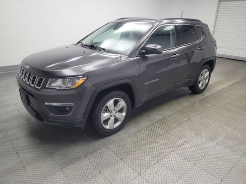 Used 2018 Jeep Compass Latitude w/ Popular Equipment Group image 2