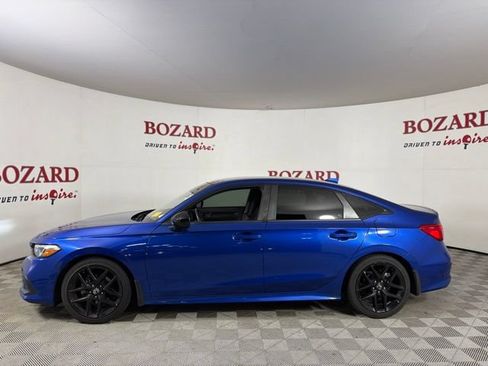 Used 2022 Honda Civic Sport image 5