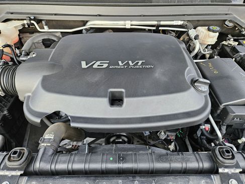 Used 2021 Chevrolet Colorado ZR2 image 36