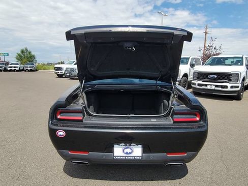 Used 2022 Dodge Challenger GT AWD/4WD image 10