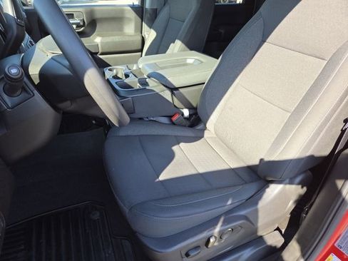 Used 2025 Chevrolet Silverado 2500 Custom w/ Custom Convenience Package image 28