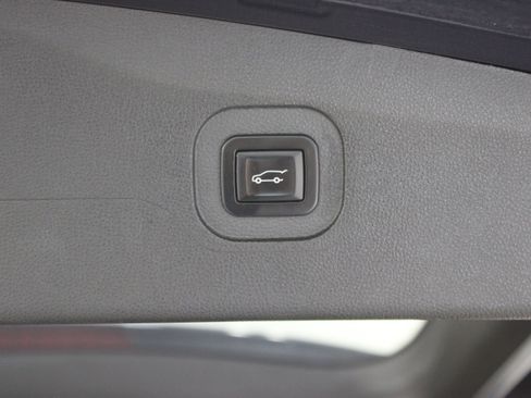 Used 2017 Chevrolet Equinox LT w/ Convenience Package FWD image 32