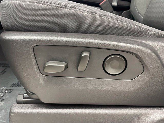 Certified 2024 Chevrolet Silverado 1500 LT AWD/4WD image 9