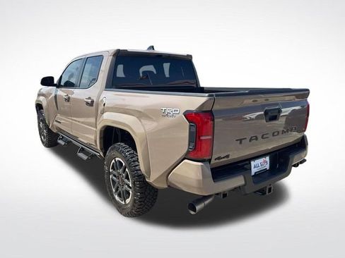 Used 2026 Toyota Tacoma SR5 AWD/4WD image 6