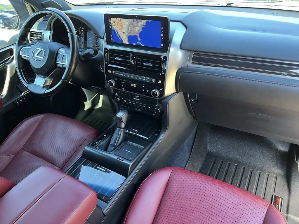 Used 2023 Lexus GX 460 Luxury w/ Accessory Package AWD/4WD image 16