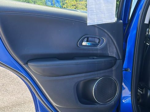 Used 2021 Honda HR-V EX-L image 22