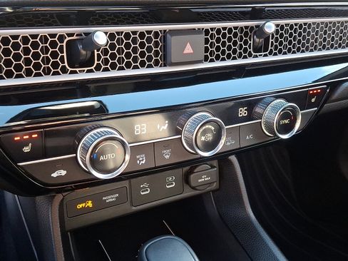 Used 2025 Honda Civic Sport image 16