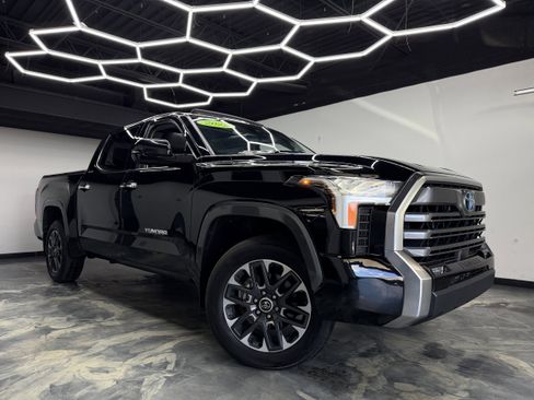 Used 2022 Toyota Tundra Limited image 6