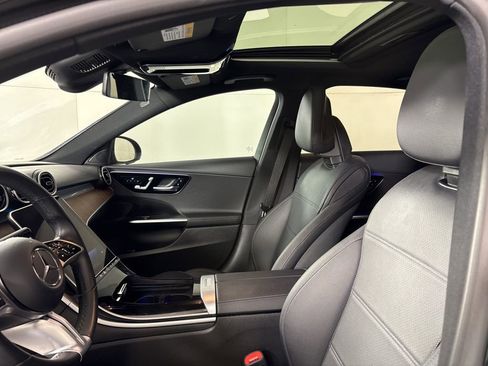 Used 2025 Mercedes-Benz C 300 4MATIC Sedan image 26