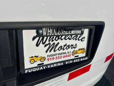 Used 2020 Chevrolet Express 2500 image 27