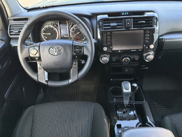 Used 2022 Toyota 4Runner TRD Off-Road AWD/4WD image 24