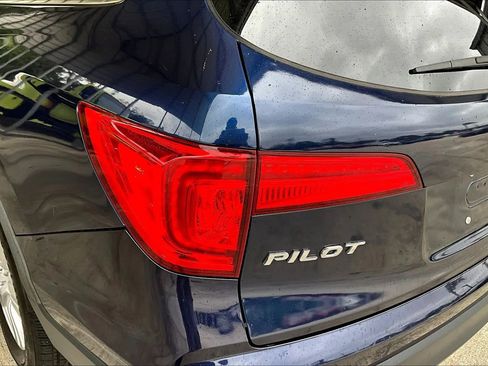 Used 2016 Honda Pilot LX image 20