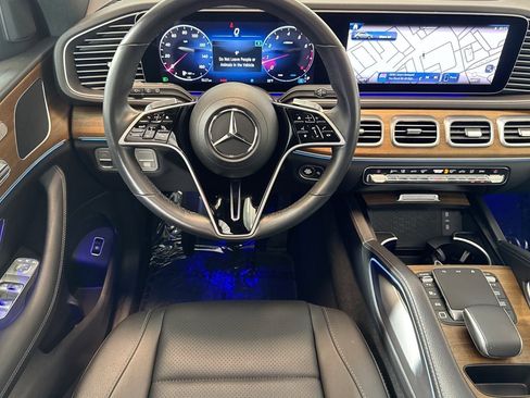 Certified 2025 Mercedes-Benz GLE 350 4MATIC w/ Winter Package image 21
