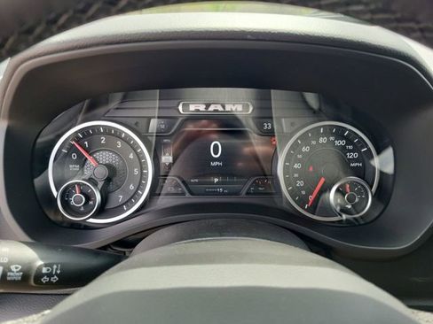 New 2026 RAM 1500 4x4 Crew Cab image 10