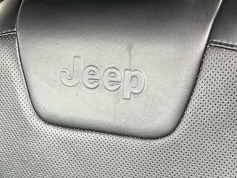 Used 2019 Jeep Cherokee High Altitude image 14