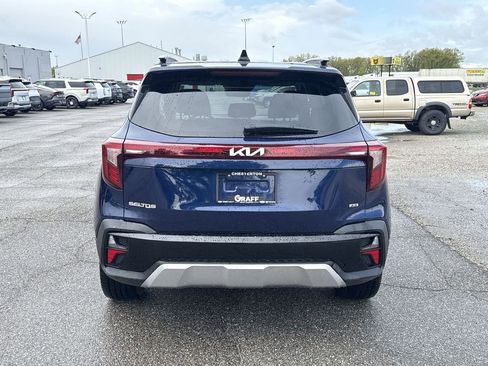 Used 2024 Kia Seltos SX w/ SX Sunroof Package AWD/4WD image 7