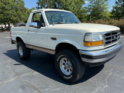 Used 1993 Ford Bronco Eddie Bauer image 3