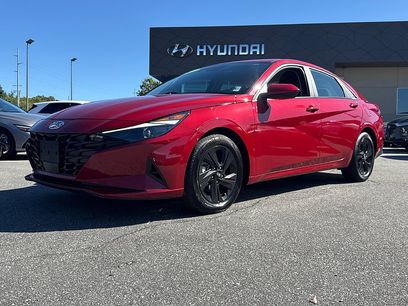 Used 2021 Hyundai Elantra SEL w/ Convenience Package