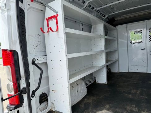 Used 2024 RAM ProMaster 2500 w/ Safety Group FWD image 13