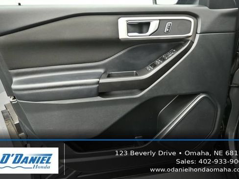 Used 2020 Ford Explorer XLT AWD/4WD image 23